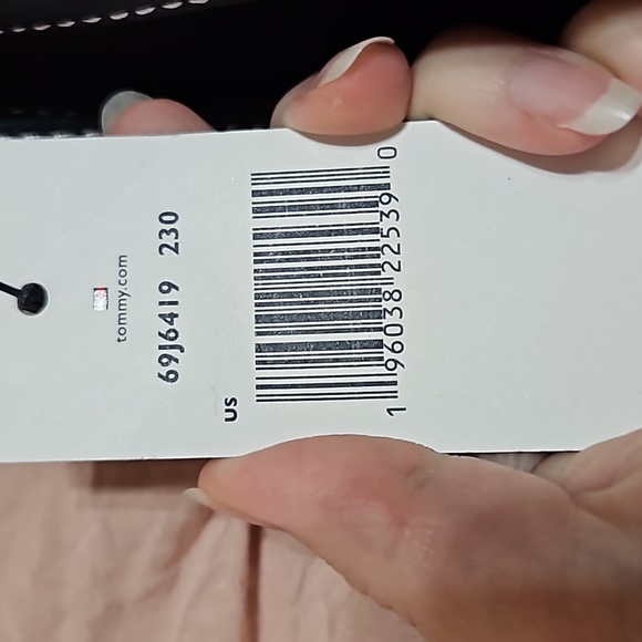 Tommy Hilfiger Blue Bag - Picture 3 of 3